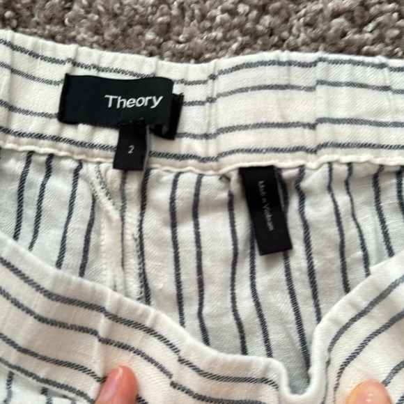 Theory
Thorina Narrow Striped Linen Pants, White - Picture 5 of 6